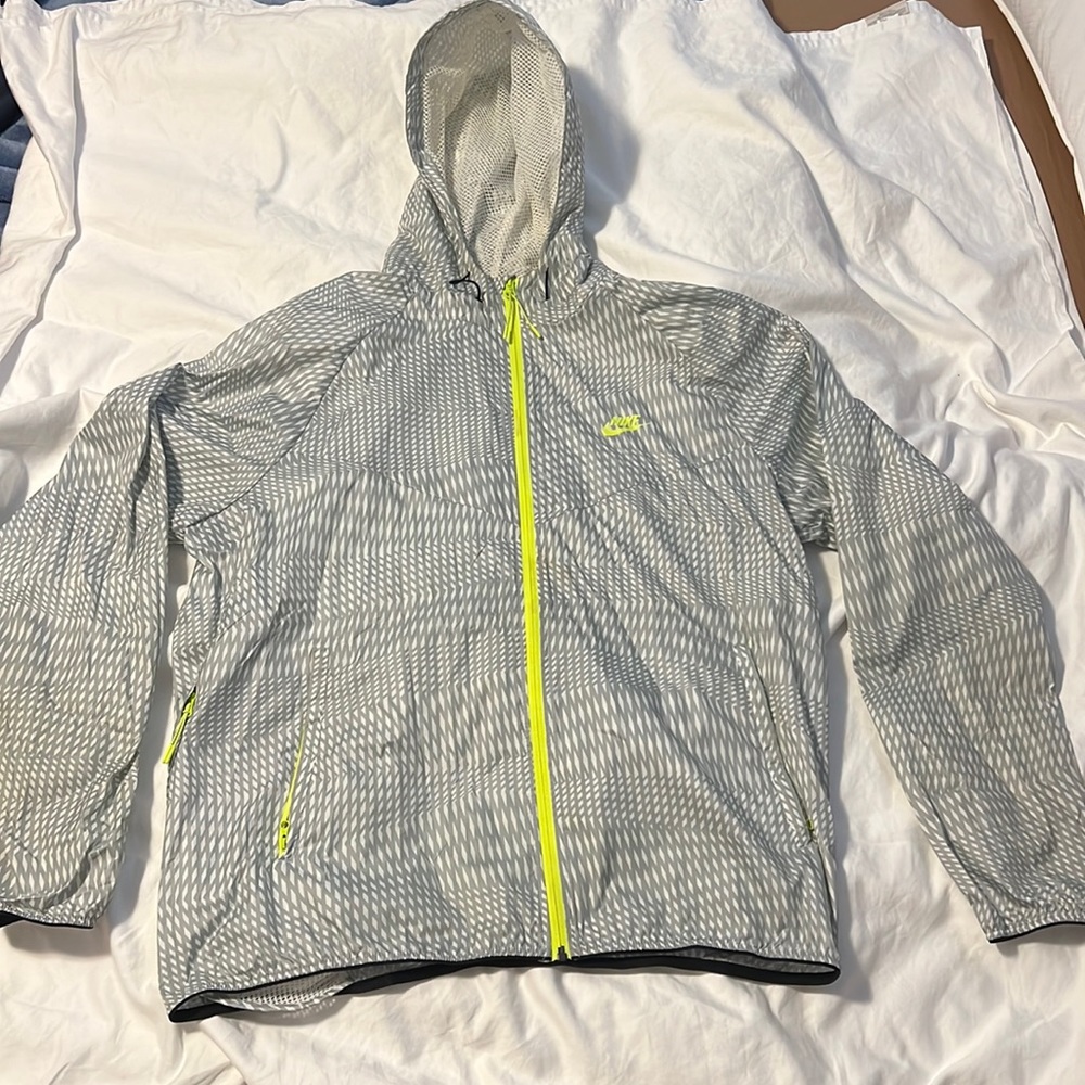 Nike lightweight windbreaker 644127-100 - Picture 1 of 4